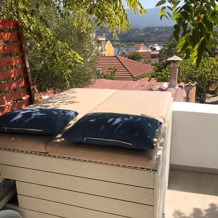 فيلة Metropolis House/villa With Garden & Pool-jacuzzi أرغوستولي