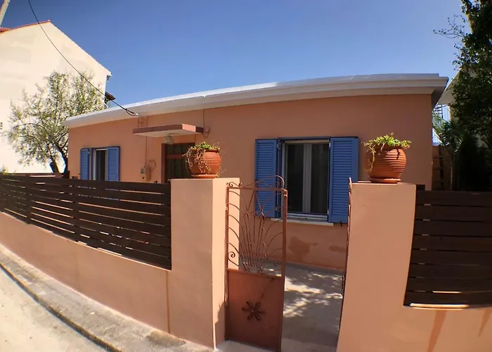 Metropolis House/villa With Garden & Pool-jacuzzi *