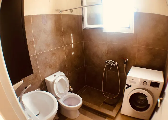 فيلة Metropolis House/villa With Garden & Pool-jacuzzi