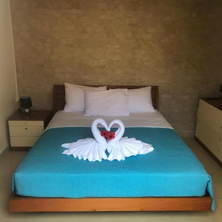 Metropolis House/villa With Garden&pool-jacuzzi Villa Argostoli (Kefalonia)