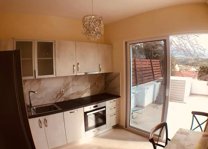 Metropolis House/villa With Garden & Pool-jacuzzi